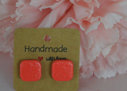 Harmony studs - Shiny Red Leather