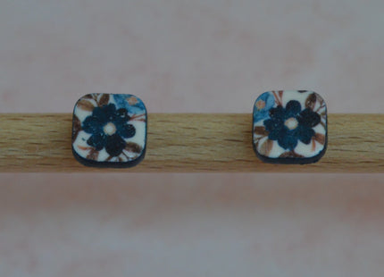 Harmony studs - Dark Blue Flowers