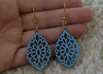 Royal Lace · Metallic Blue