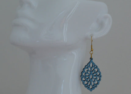 Royal Lace · Metallic Blue