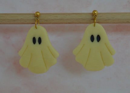 Glowing ghosties