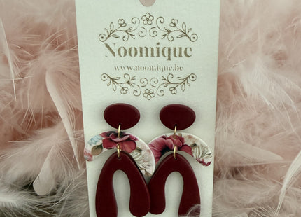 Floating Curve - Burgundy red - Silk Finish